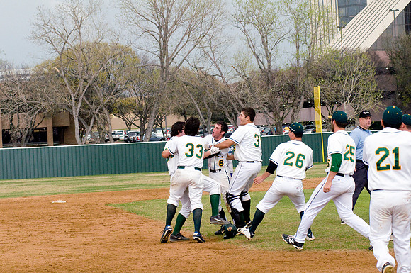 baseball, brookhaven college, bears